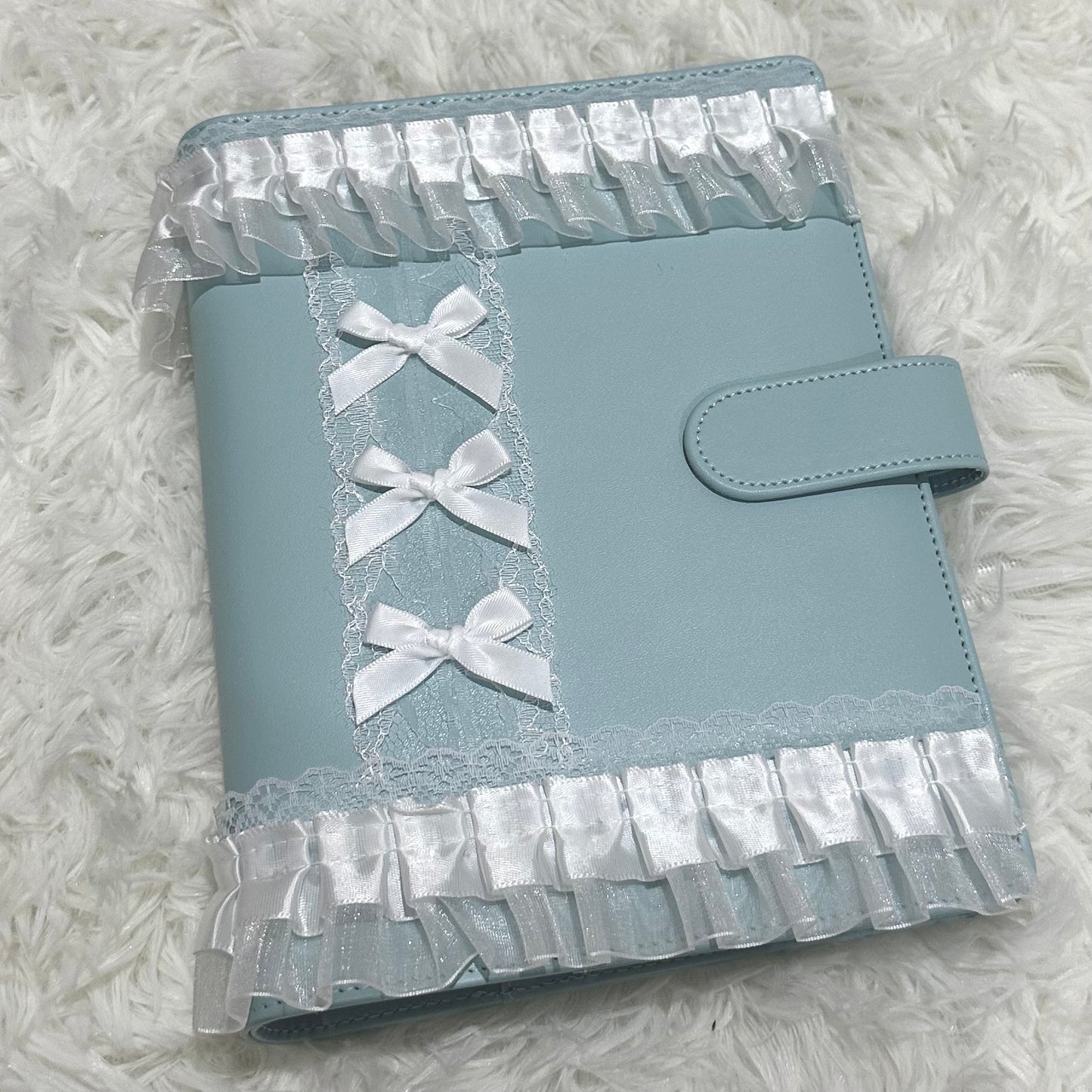 ‘Vivienne’ B | decorated binder