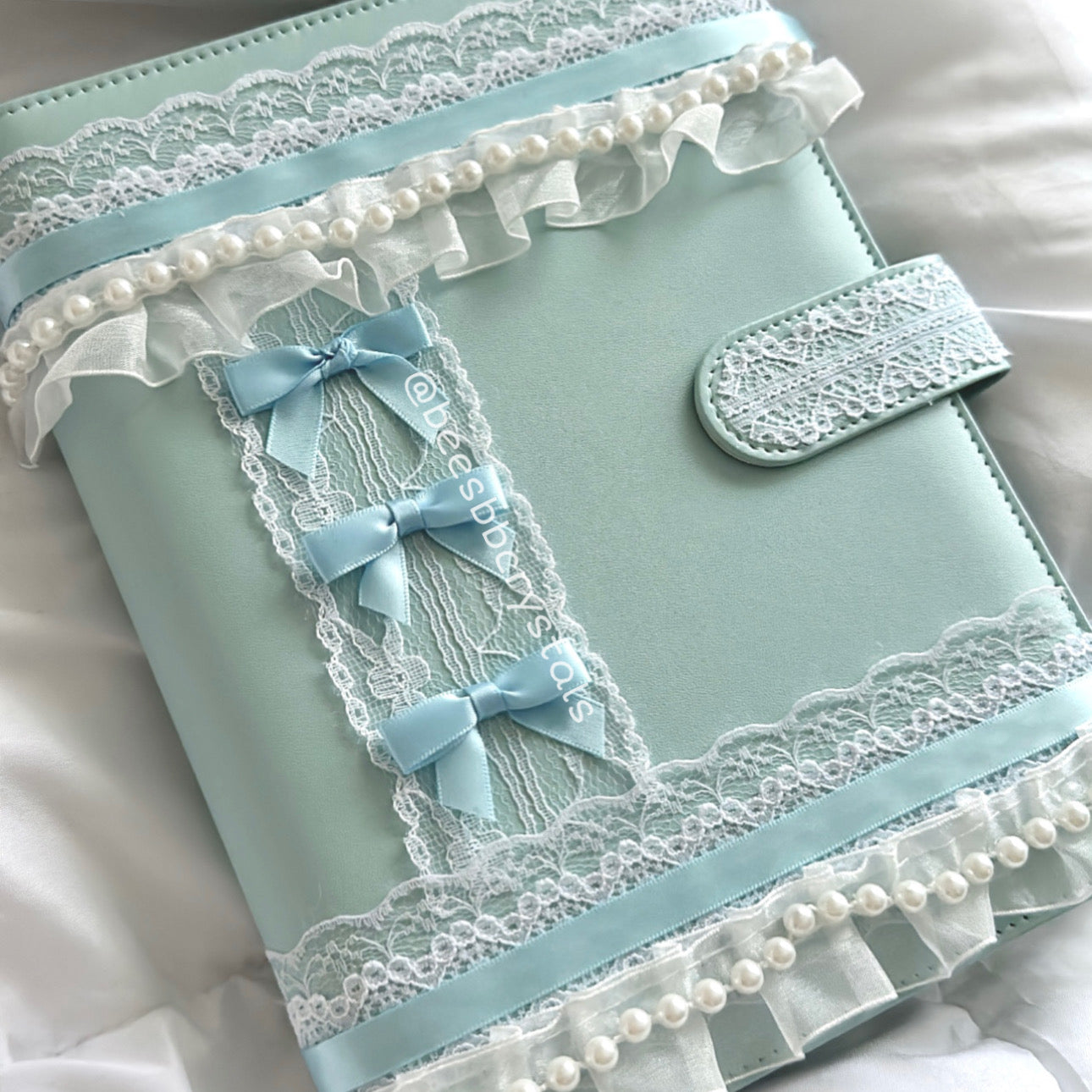 ‘Ella’ | decorated binder