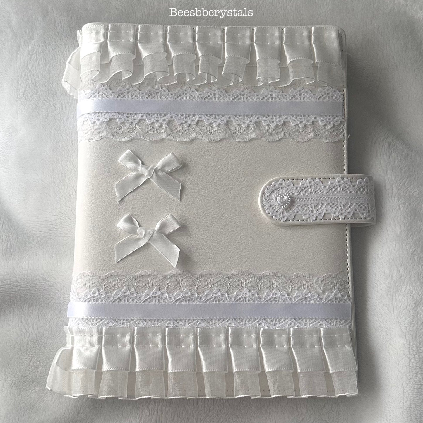“Brigitte” | decorated binder