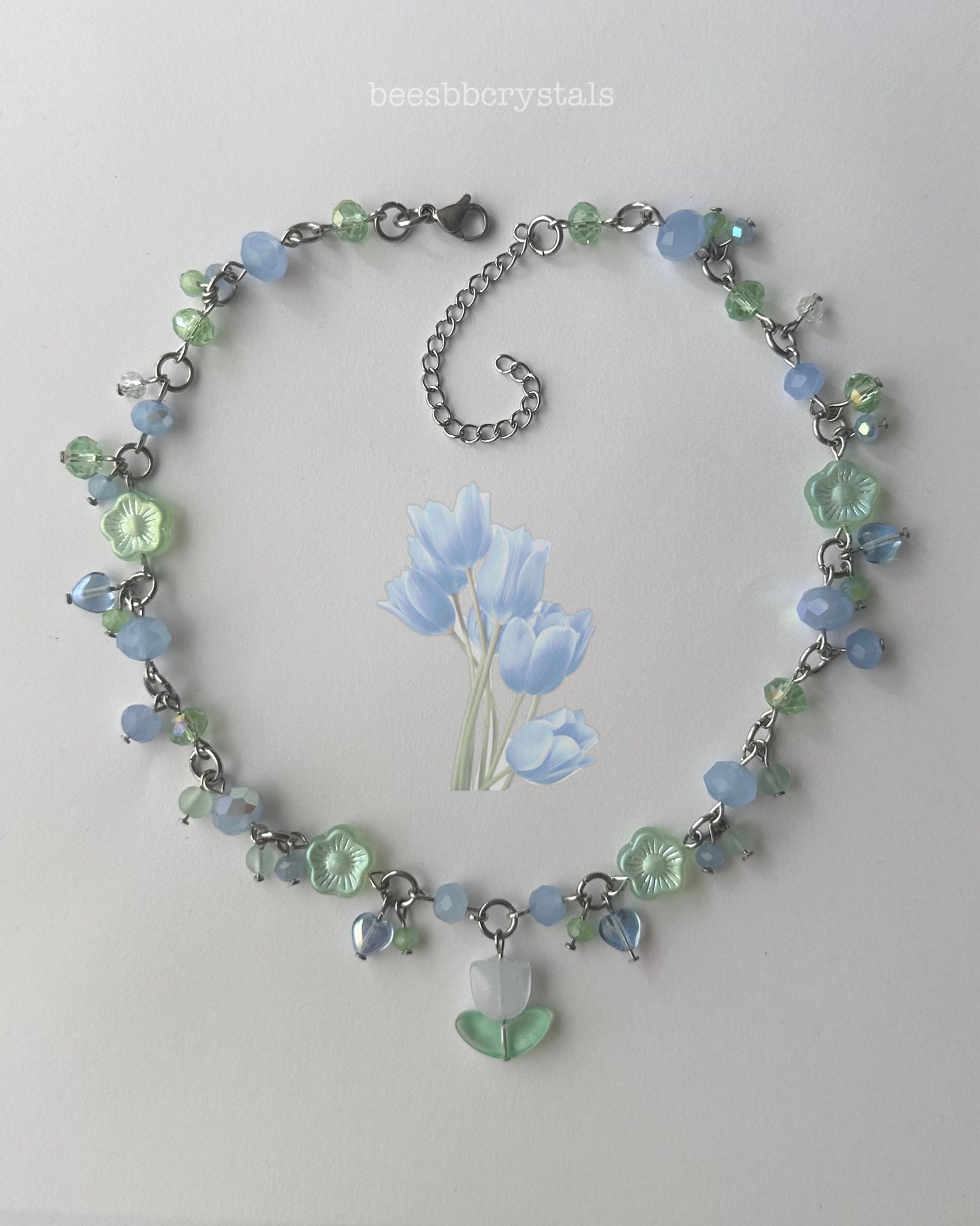 Floral cluster necklace
