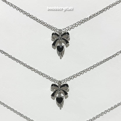 Bow charm necklace