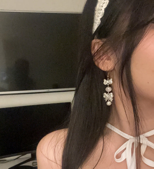 Bow earrings (temporary photo)