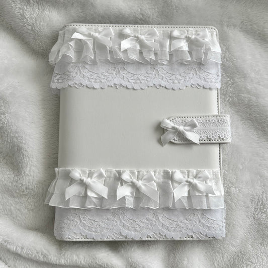 “Yvette” in white | decorated binder